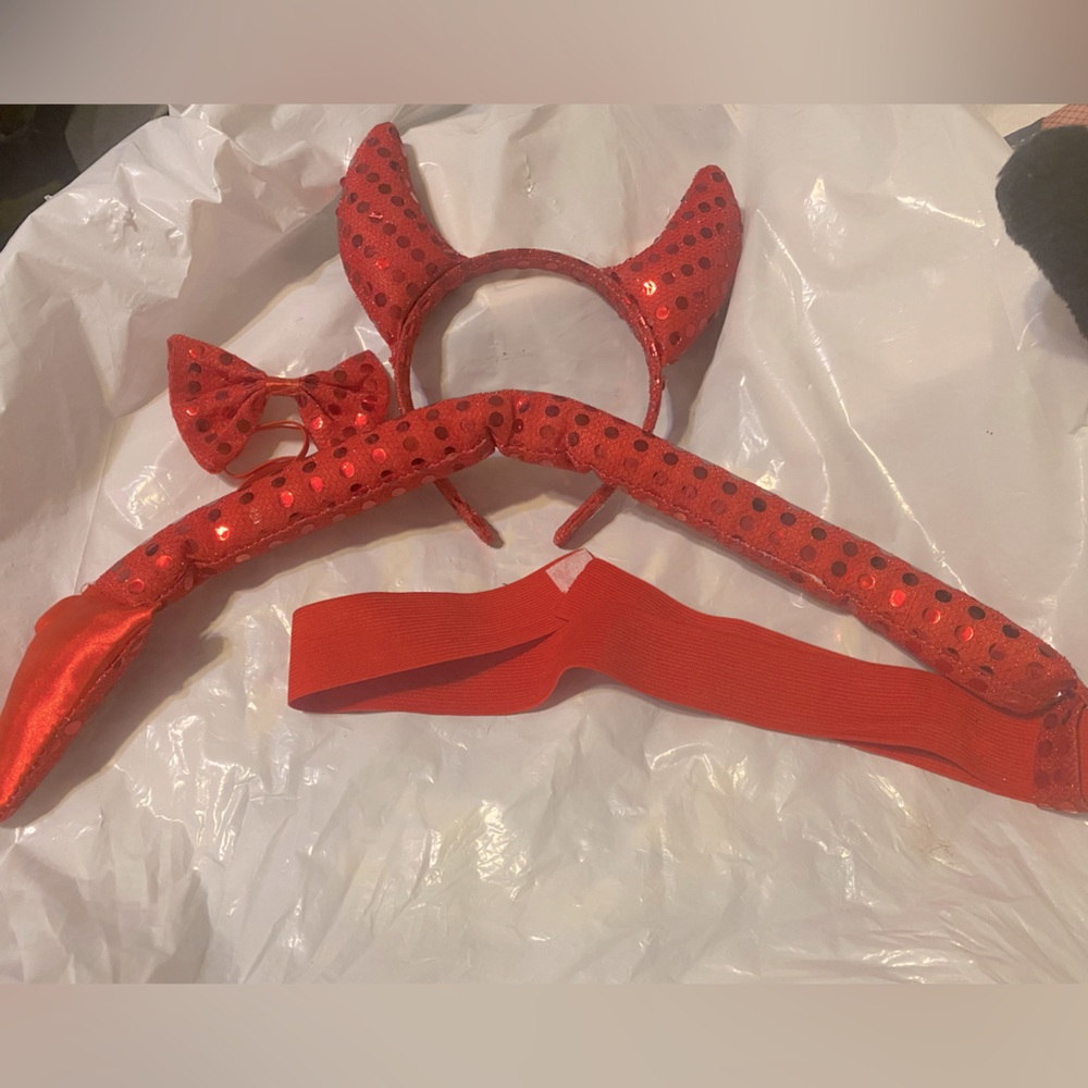 Halloween Costume -kitten and little devil
